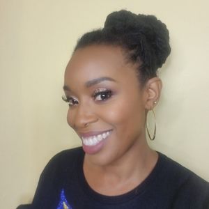 Meet your Posher, Latoya